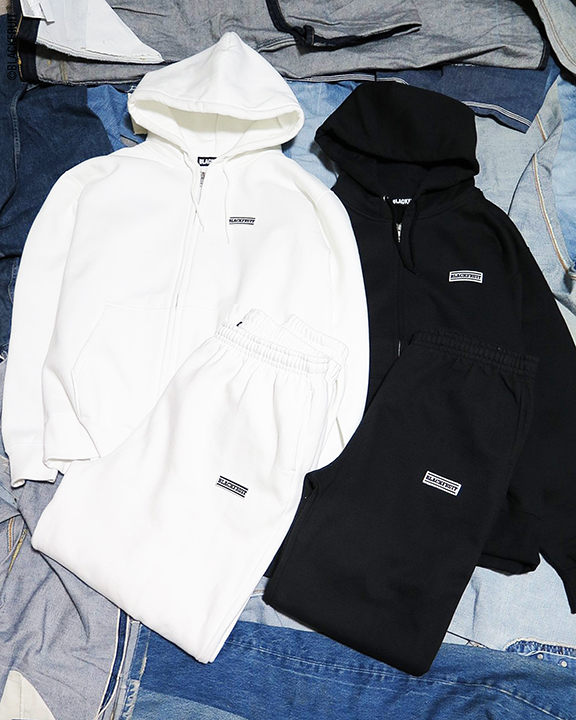 EMBLEMED HOODED Zip-Up-SWEATSHIRT