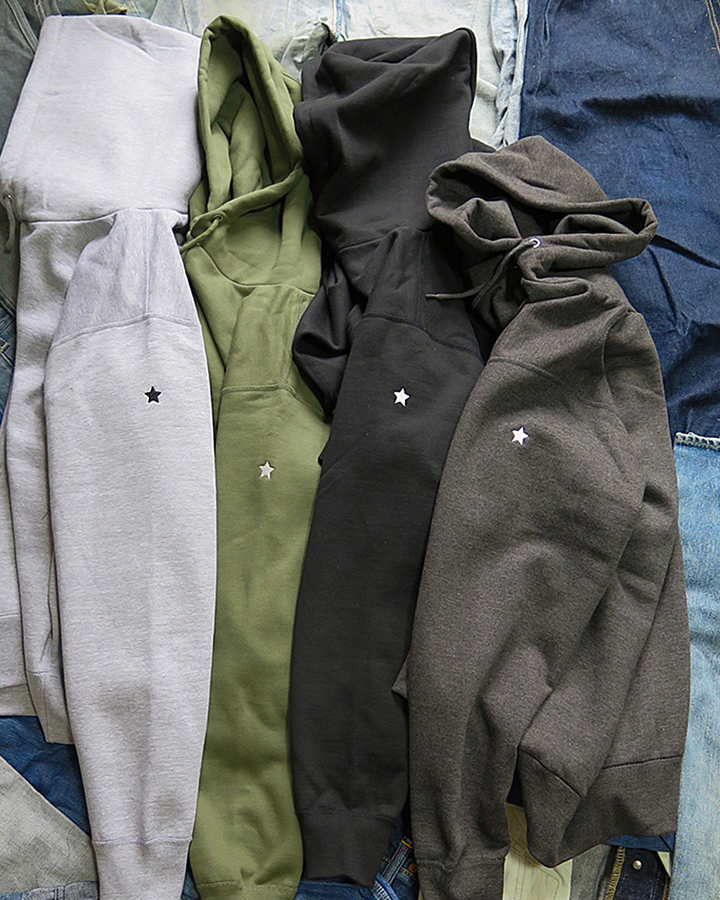 STAR EMBROIDERY HOODED SWEATSHIRT